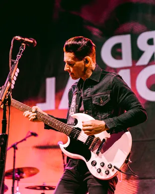 Dashboard Confessional