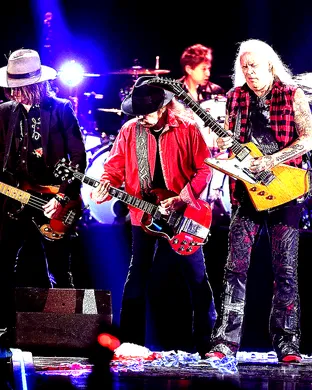 Lynyrd Skynyrd & Foreigner